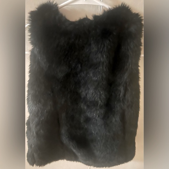 Zara Girls faux black vest with poker dot lining. Kids size 5/6. NWOT - Picture 2 of 5